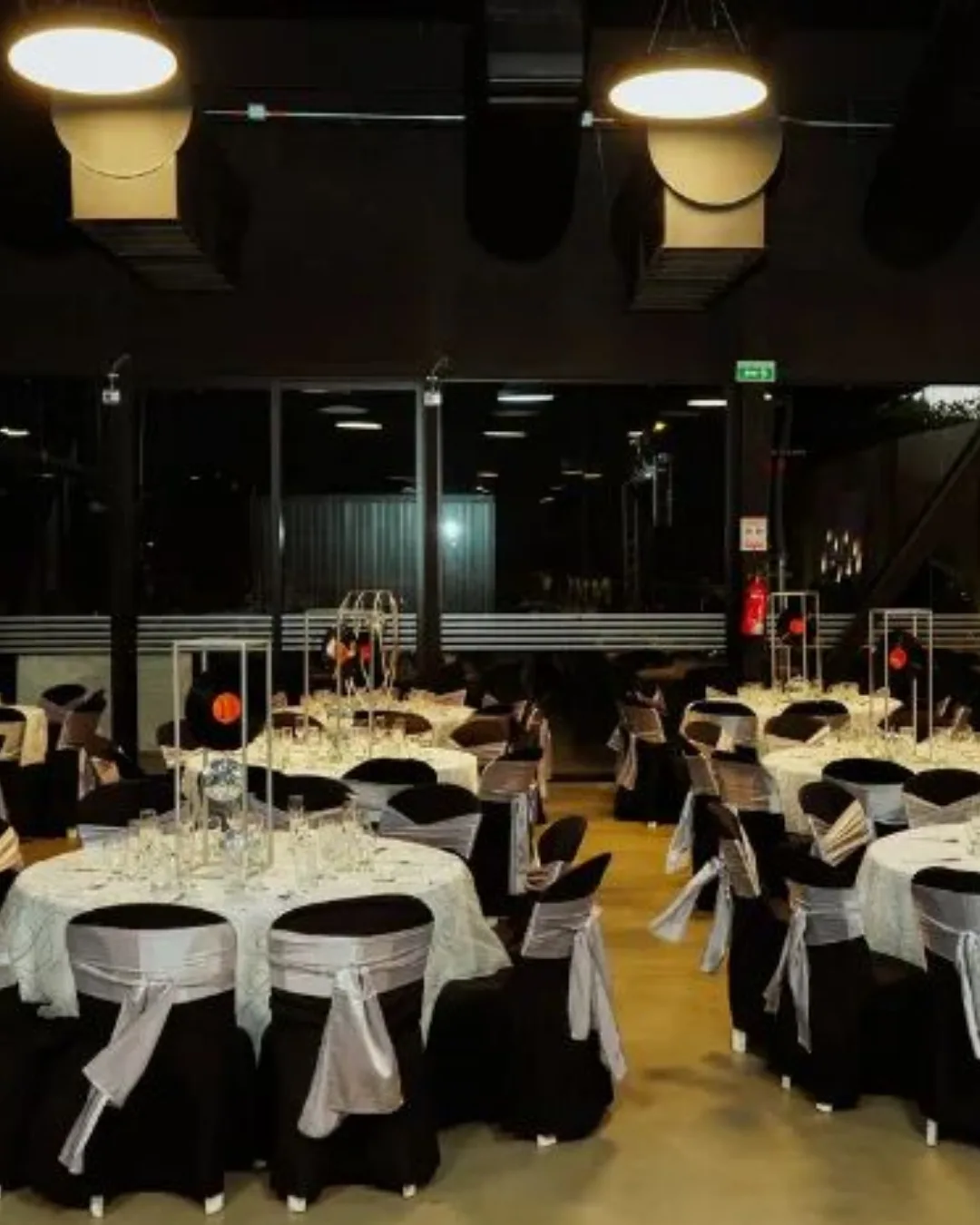 ALQUILER DE SILLAS PARA EVENTOS